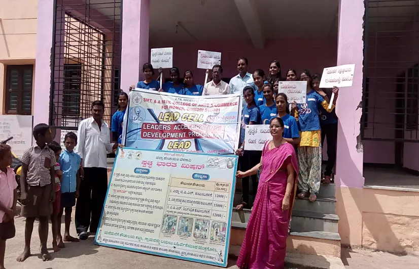 Girls of chikkodi train their taluk to be free of open defecation