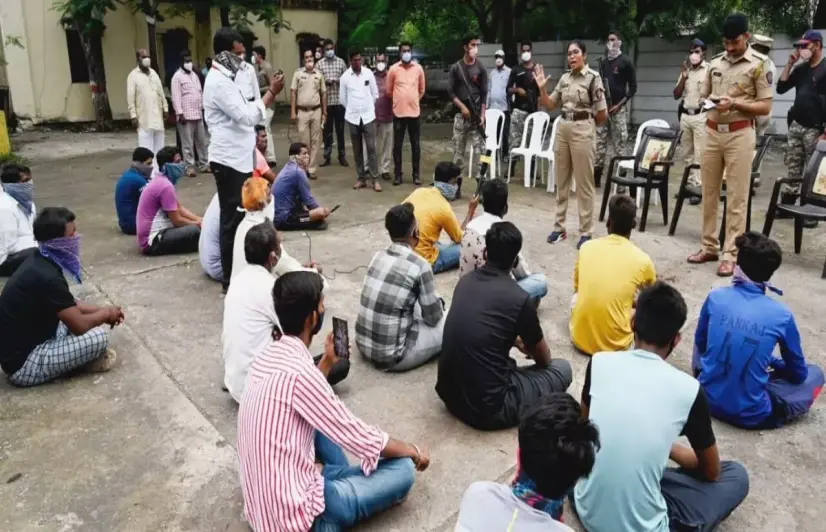 IPS officer tackles Solapur's illicit liquor trade, rehabilitates tribal brewers 