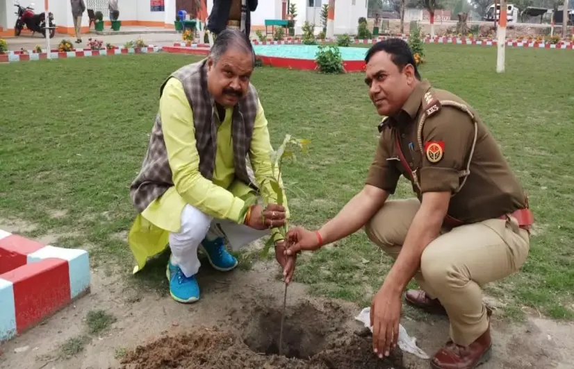 The green-fingered inspector of UP 