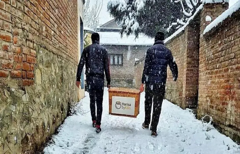 Snowy days, meagre returns give Kashmir’s delivery drivers a bumpy ride 