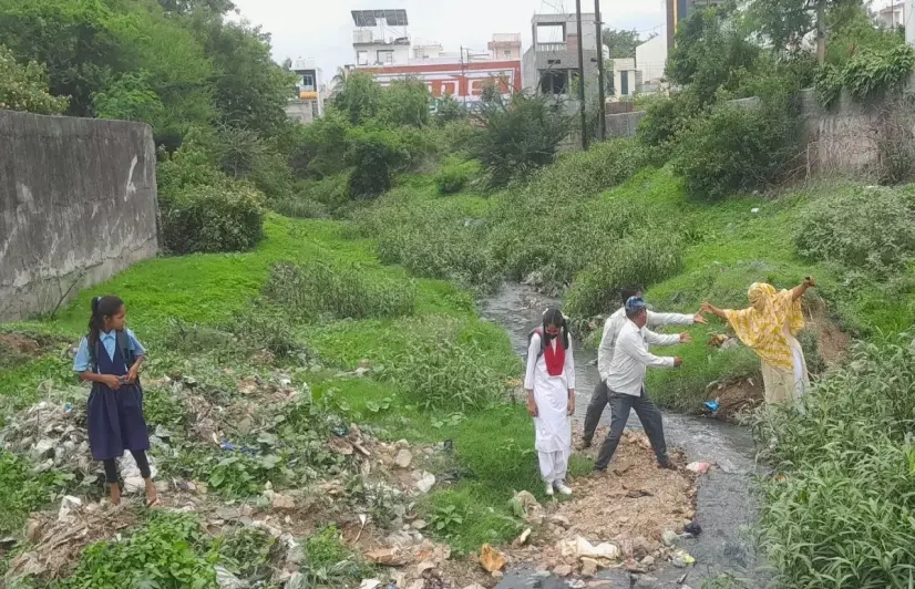 Khandwa demolishes bridge linking Muslim locality to main road, residents allege discrimination
