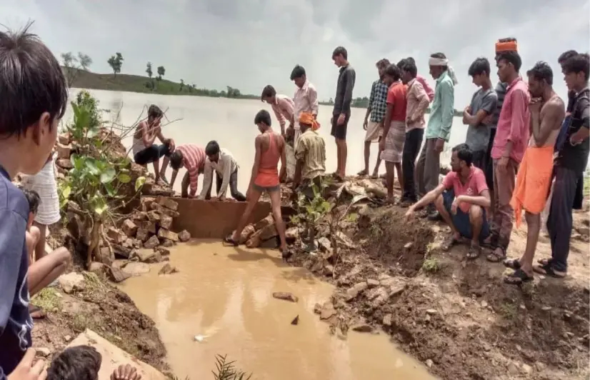Local pond helps residents of Shivpuri village in MP keep floods at bay