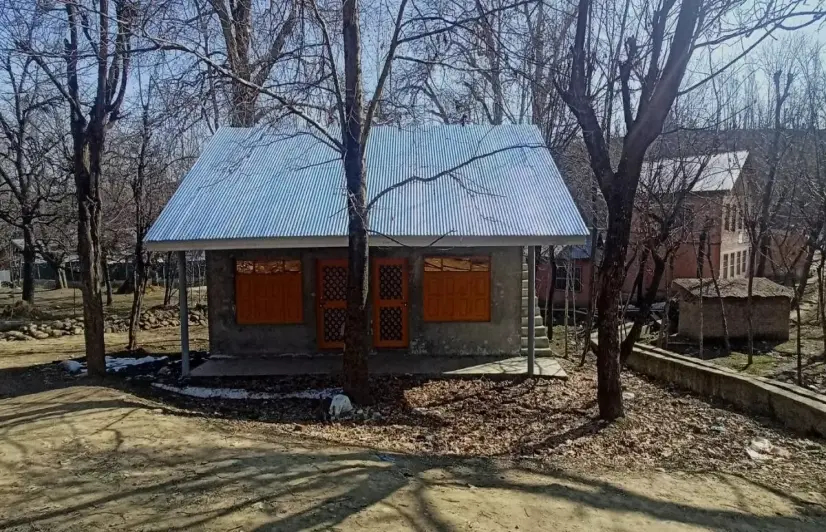 With no help from govt, Budgam village community reconstructs collapsed sub-health centre